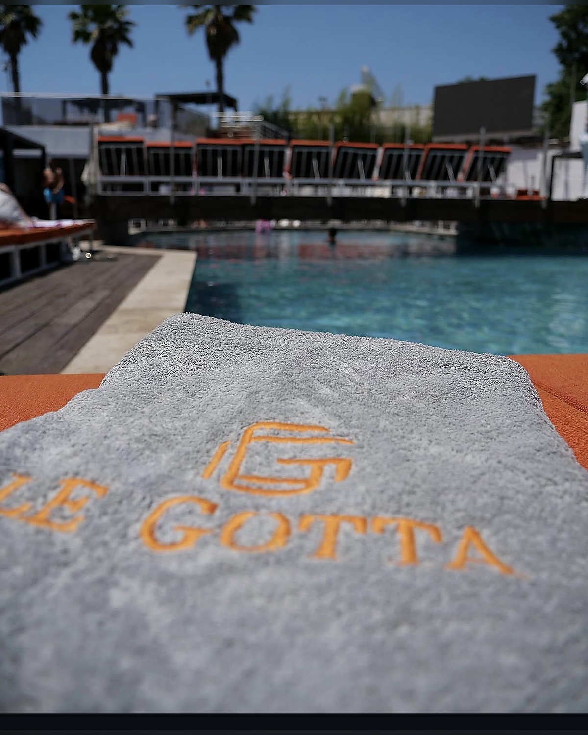 Ambiance piscine au Gotta